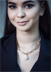 Gold plated chain with pearl