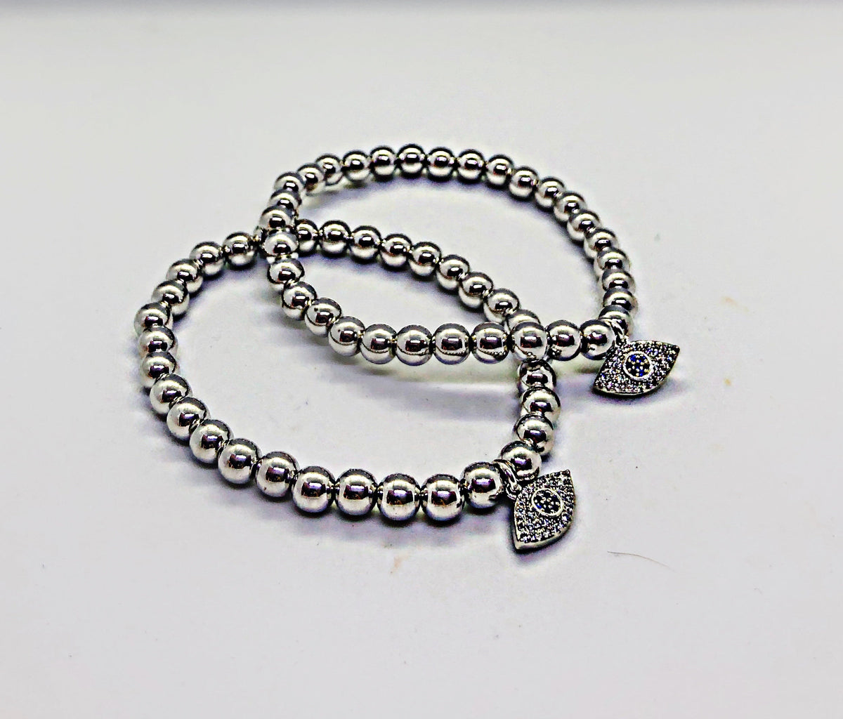 Sterling silver bracelet with zirconia evil eye