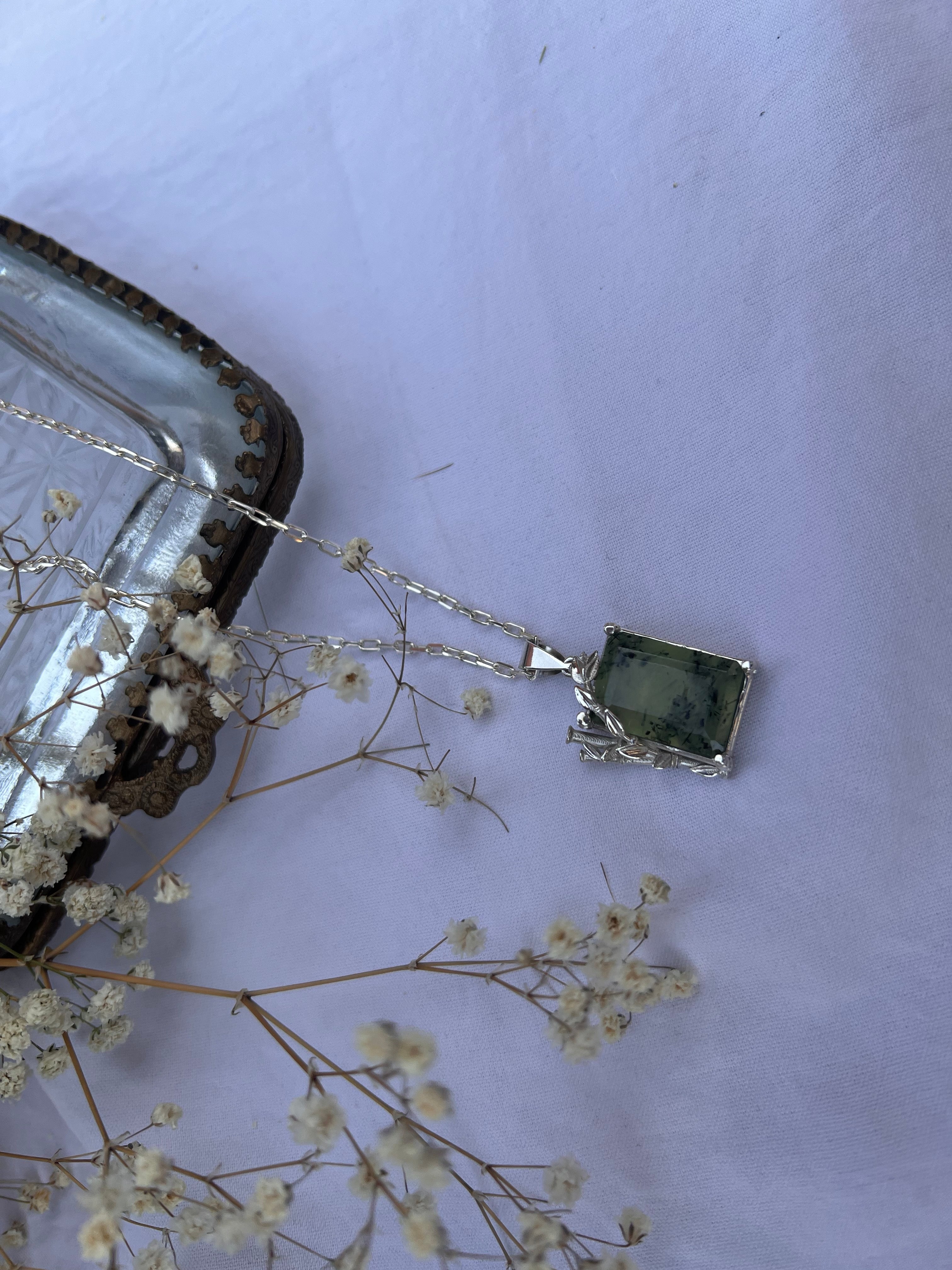 Bamboo Silver Necklace With Prehnite Stone