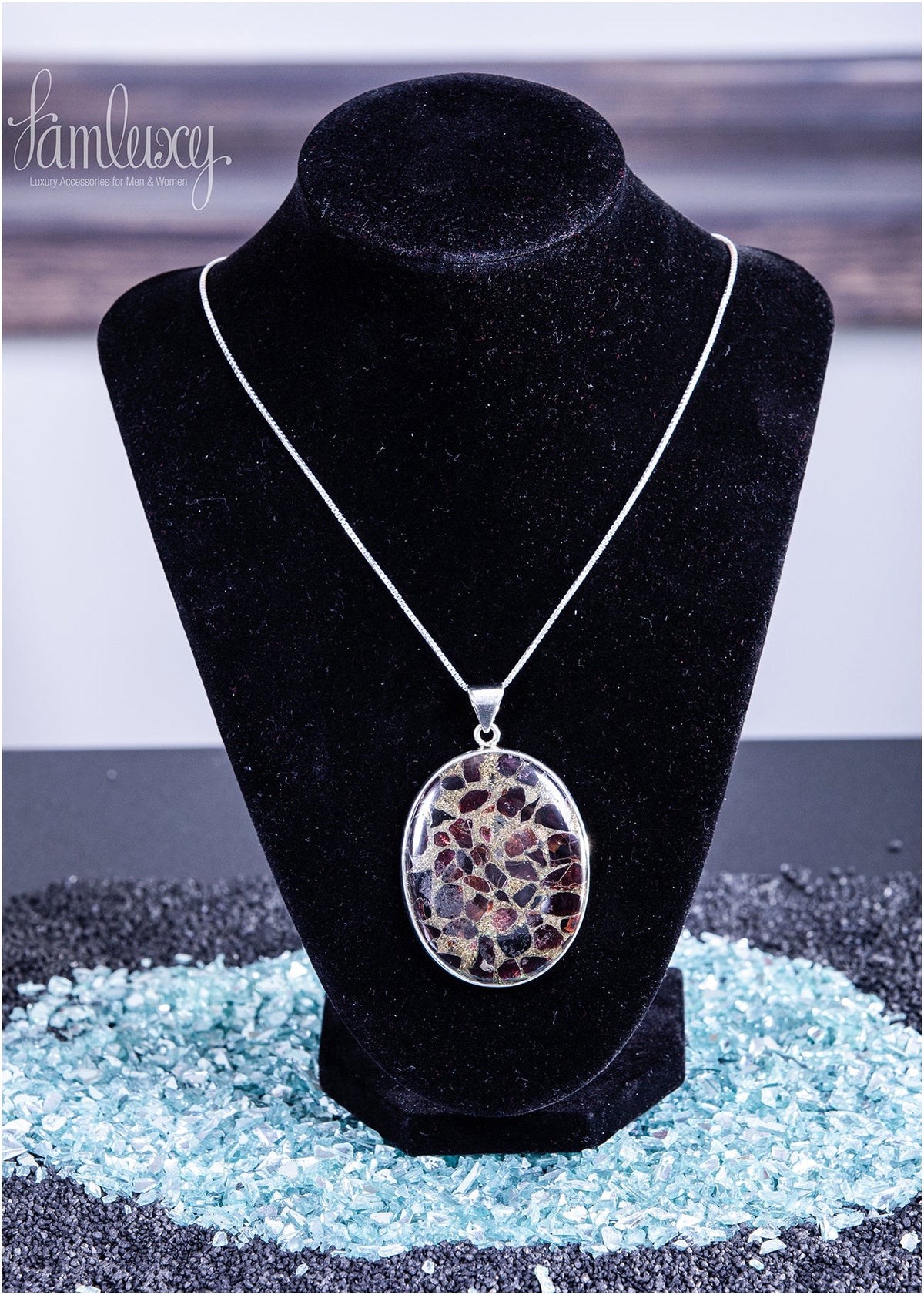 Silver pendent with natural stone