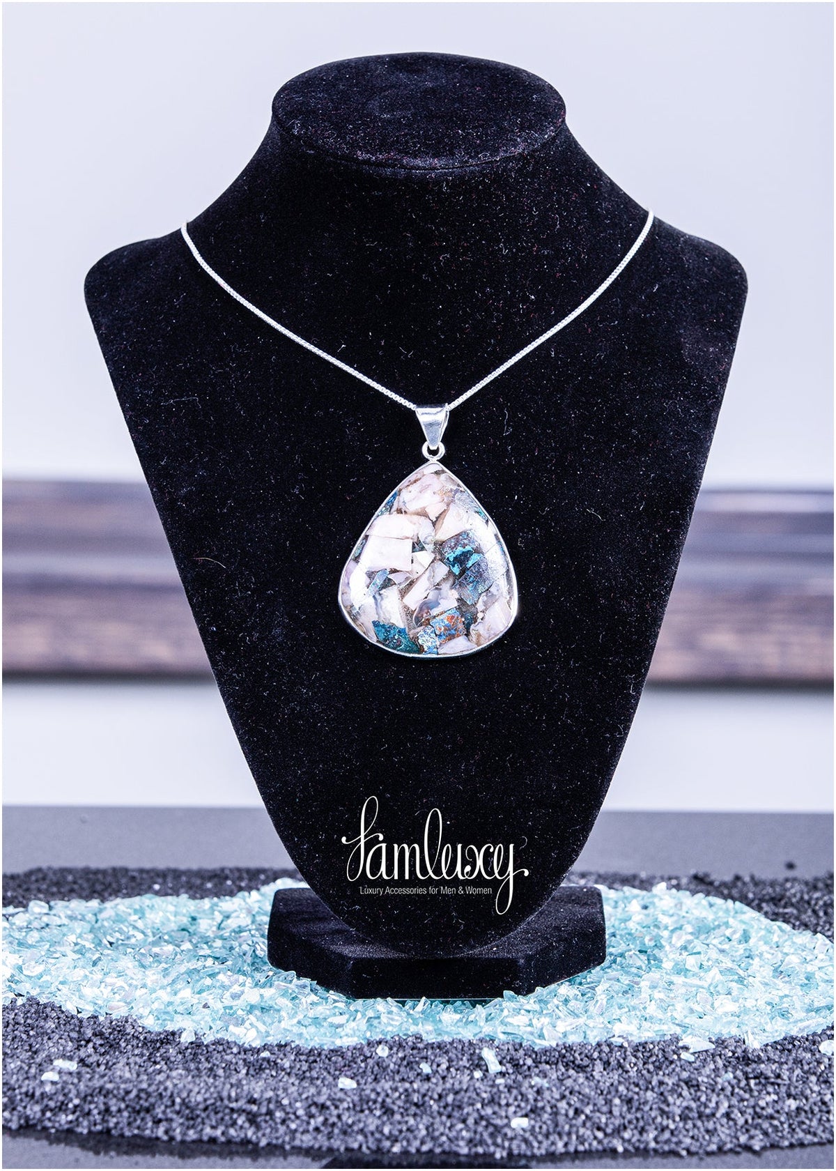 Silver pendent with natural stone