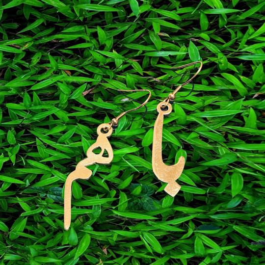 Caligraphy earring (Ba ham)