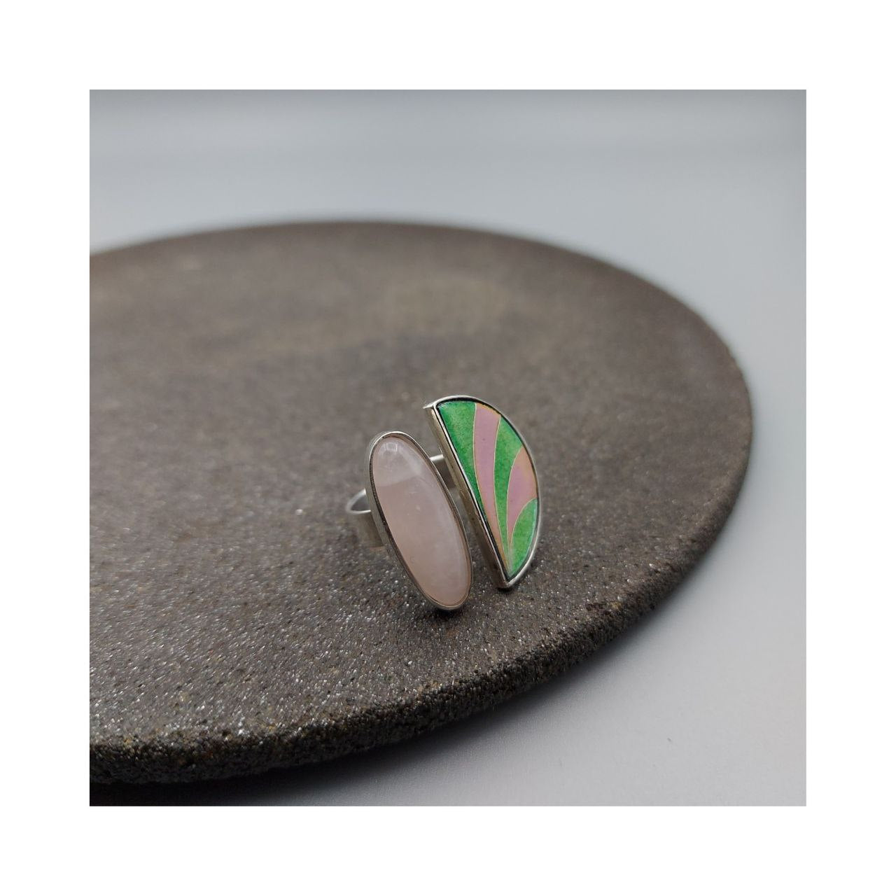 Half moon Silver ring with rose quartz