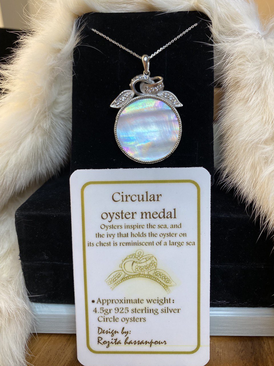 Circular oyster medal